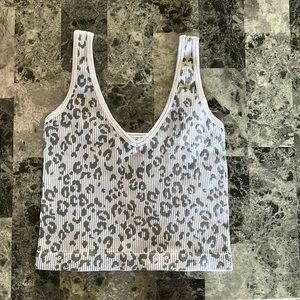 white and grey cheetah cropped tank